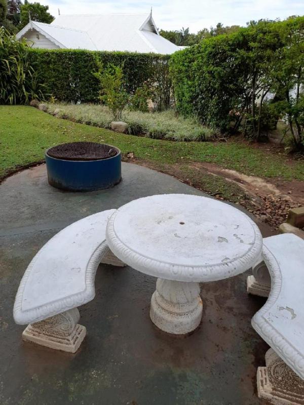 19 Montego Bay Caribbean Estate Διαμέρισμα Port Edward Εξωτερικό φωτογραφία