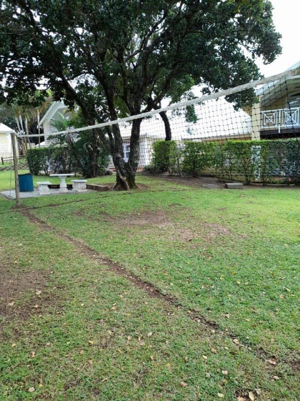 19 Montego Bay Caribbean Estate Διαμέρισμα Port Edward Εξωτερικό φωτογραφία