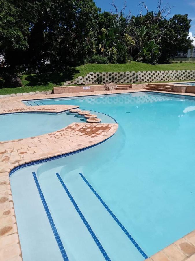 19 Montego Bay Caribbean Estate Διαμέρισμα Port Edward Εξωτερικό φωτογραφία